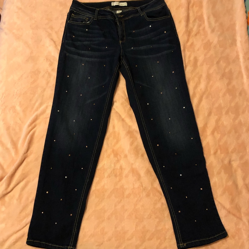 Denim Women’s Capri Pants from Cato